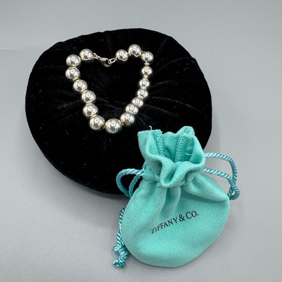 Tiffany & Co. Ball Bracelet pre loved - Picture 2 of 9